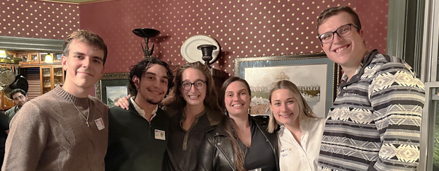 OUTmed held their Annual Meet & Greet on October 19th where the WUSM LGBTQIA+ community and allies networked and celebrated their identities.  
